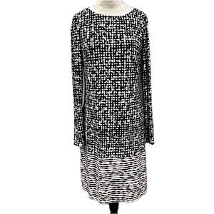 Vince Camuto black/white print dress, 4
